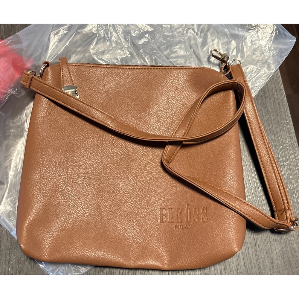 Benoss‎ Milan Crossbody Bag Brown Faux Leather Adjustable Strap Zip Closure